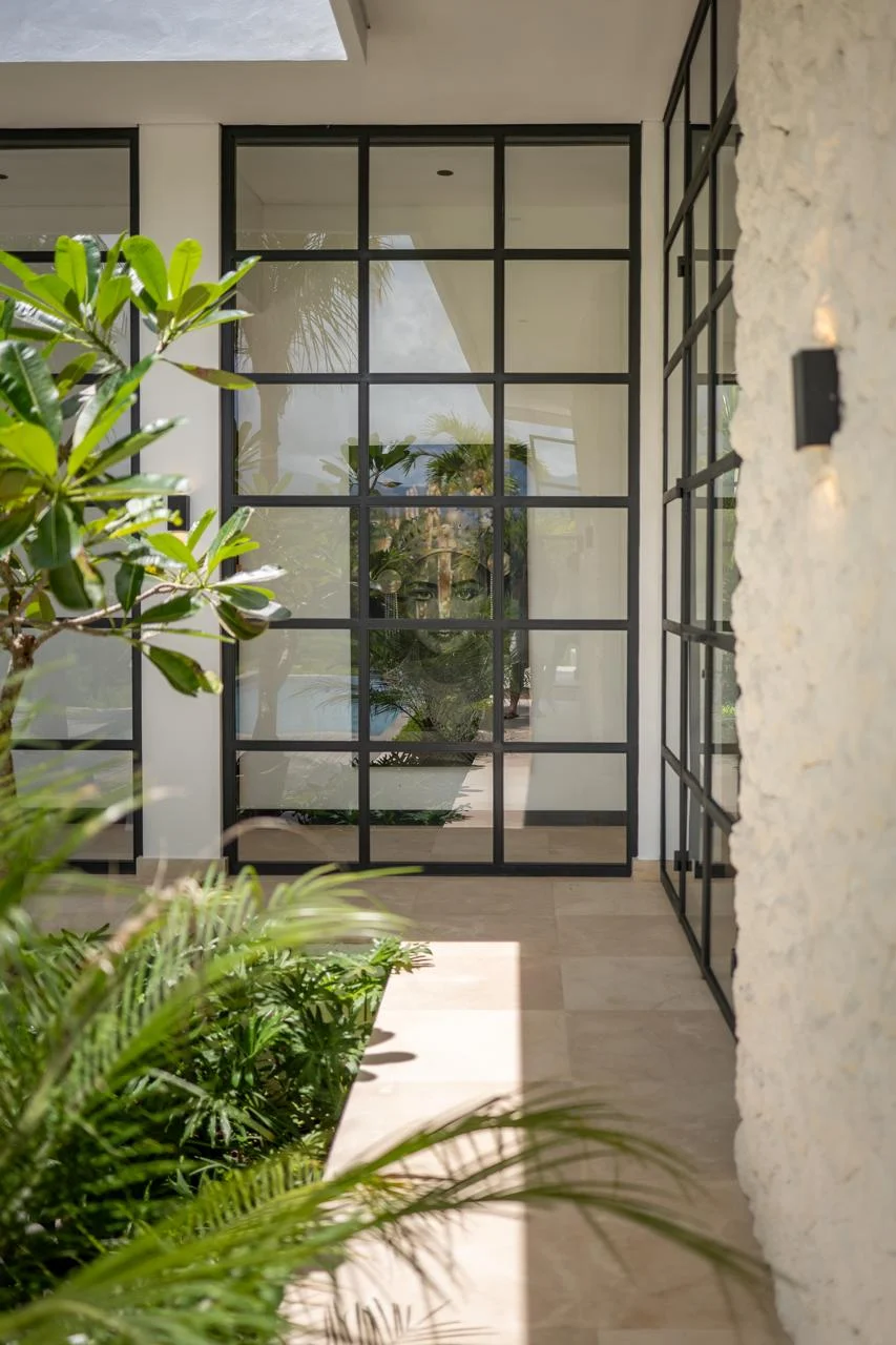 Executive Private Villa - Entrance 1