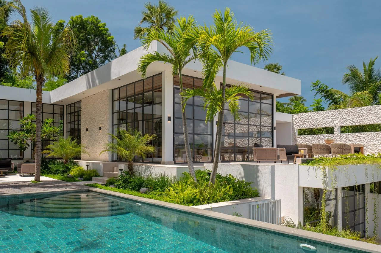 Executive Private Villa - Exterior & Pool