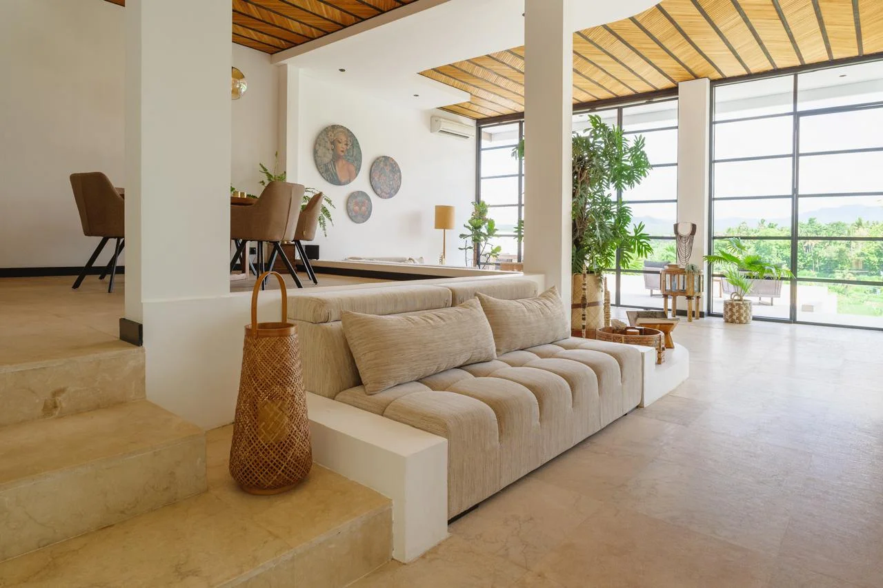 Executive Private Villa - Living Room 3