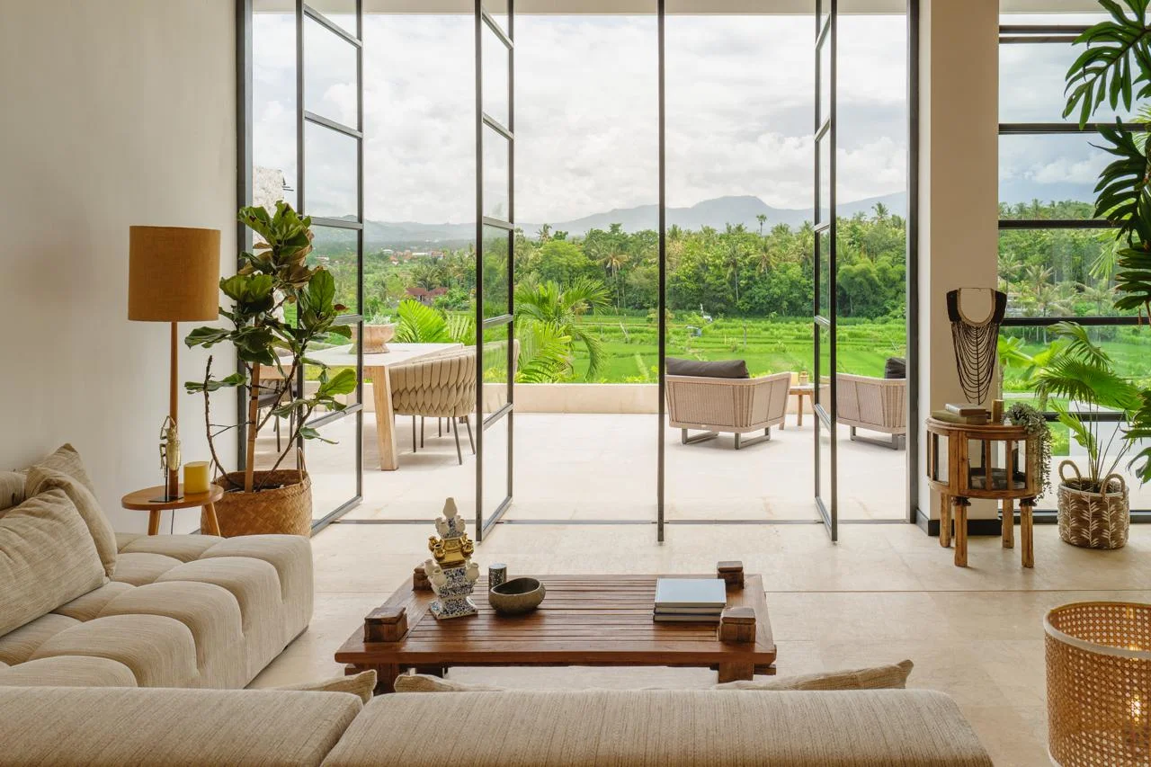 Executive Private Villa - Living Room View 1