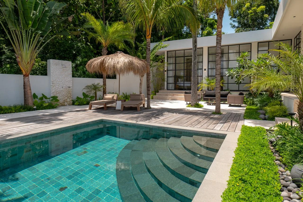 Executive Private Villa - Swimming Pool